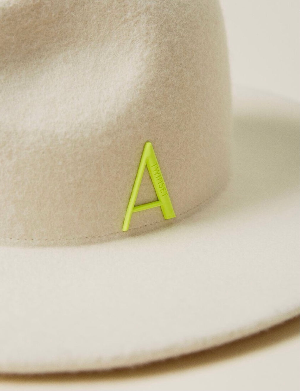 Twinset Actitude	Hat with logo	Pearl neonyellow